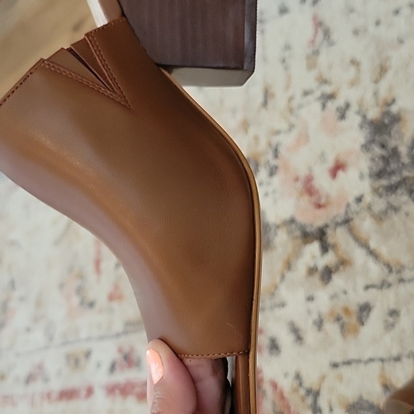Able Rojas Sandals - Picture 8 of 12